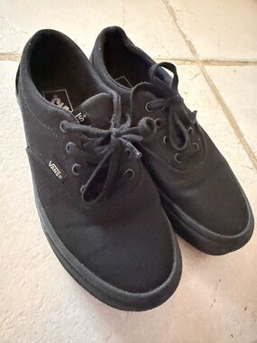 Vans Black Canvas Low-Top Sneakers